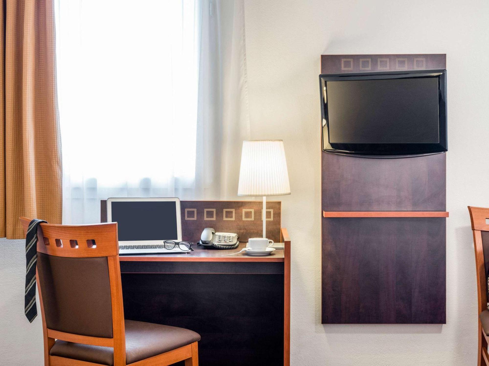 Aparthotel Adagio Access Paris Porte De Charenton Exteriör bild